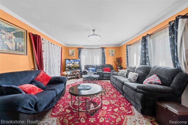 29434 Walker Drive, Warren, MI 48092