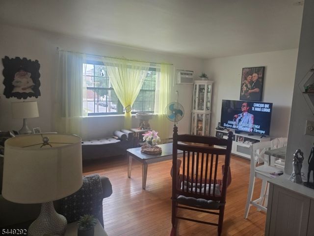 412 Broadway 5C, Passaic City, NJ 07055