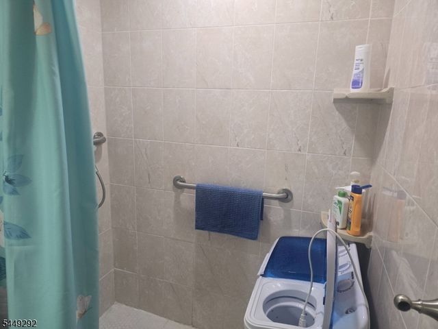 412 Broadway 5C, Passaic City, NJ 07055