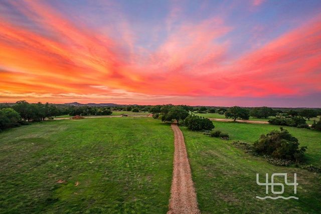0 Balcones DR, Johnson City, TX 78636