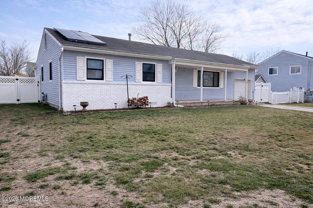 1233 Audubon Drive, Toms River, NJ 08753