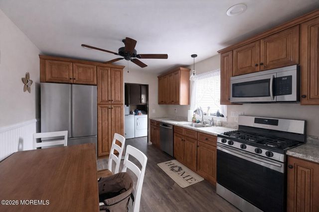 1233 Audubon Drive, Toms River, NJ 08753