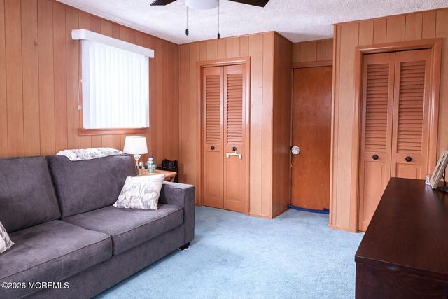 1233 Audubon Drive, Toms River, NJ 08753