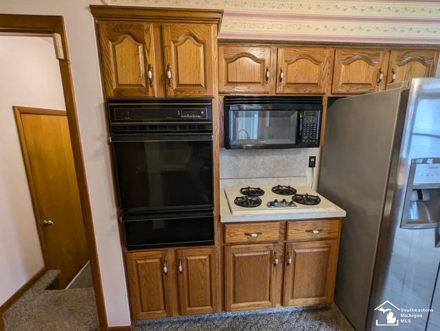 1261 Stewart Road, Monroe, MI 48162