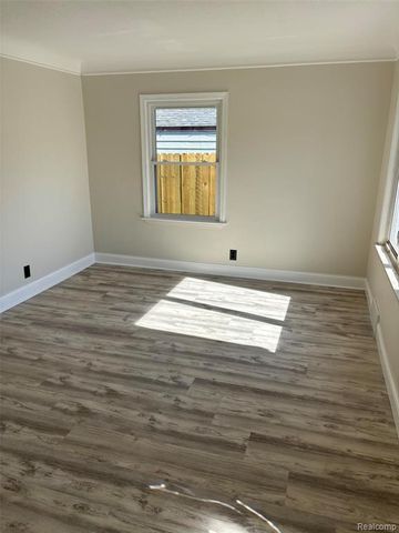 21935 Tulane Avenue, Farmington, MI 48336