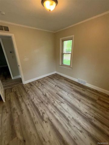 21935 Tulane Avenue, Farmington, MI 48336