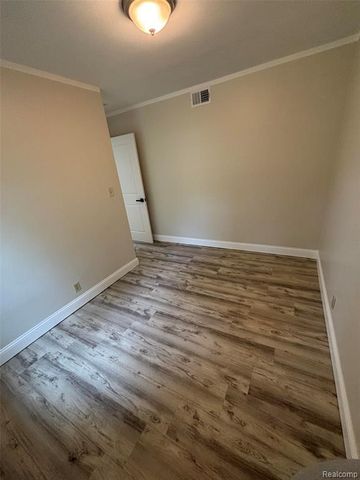 21935 Tulane Avenue, Farmington, MI 48336