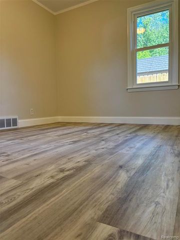 21935 Tulane Avenue, Farmington, MI 48336