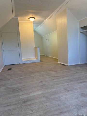 21935 Tulane Avenue, Farmington, MI 48336