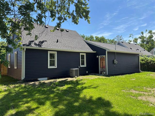 21935 Tulane Avenue, Farmington, MI 48336