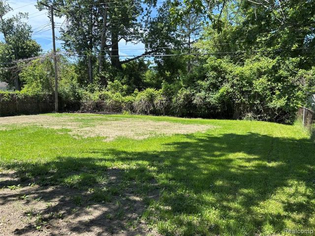21935 Tulane Avenue, Farmington, MI 48336