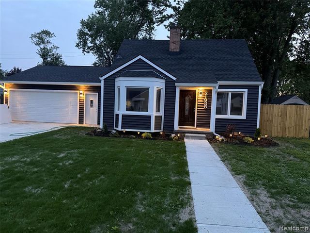 21935 Tulane Avenue, Farmington, MI 48336