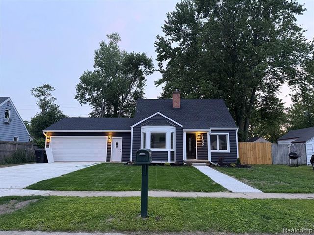 21935 Tulane Avenue, Farmington, MI 48336