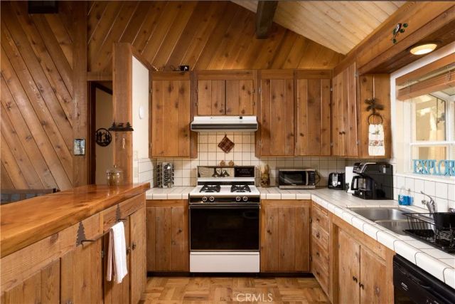 43014 Moonridge Road, Big Bear, CA 92315