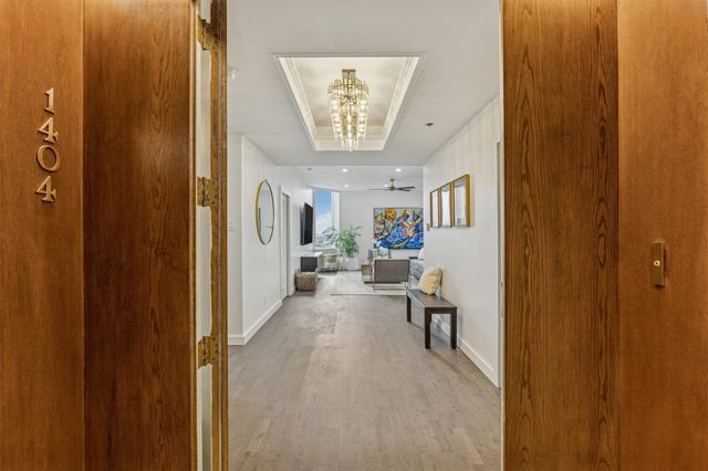 5555 Del Monte Drive 1404, Houston, TX 77056