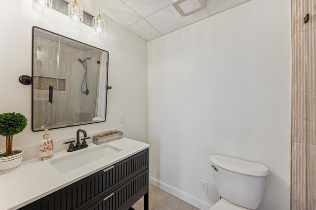 5555 Del Monte Drive 1404, Houston, TX 77056