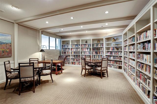 5555 Del Monte Drive 1404, Houston, TX 77056