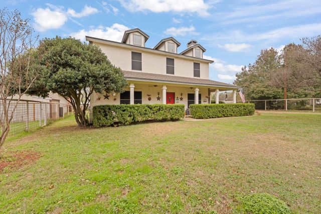 3500 Trails End Road, Burleson, TX 76028