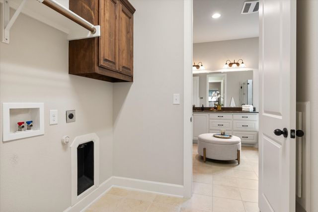 1231 Autumn Mist Way, Arlington, TX 76005