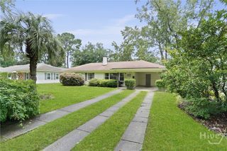 218 E 65th Street, Savannah, GA 31405