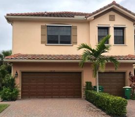 5919 NW 56th Place, Tamarac, FL 33319