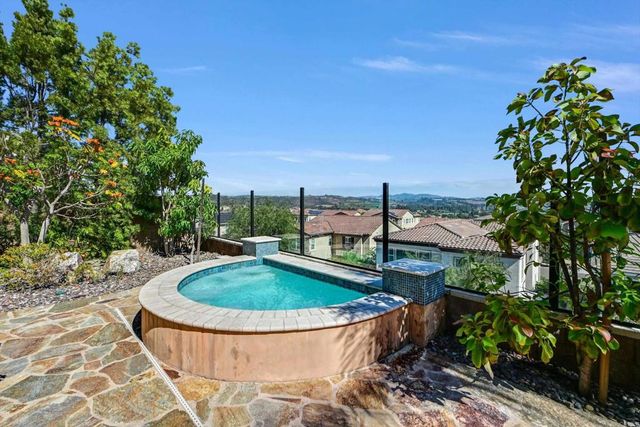 2571 Glasgow Drive, Carlsbad, CA 92010