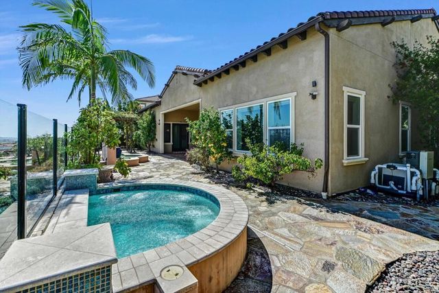 2571 Glasgow Drive, Carlsbad, CA 92010
