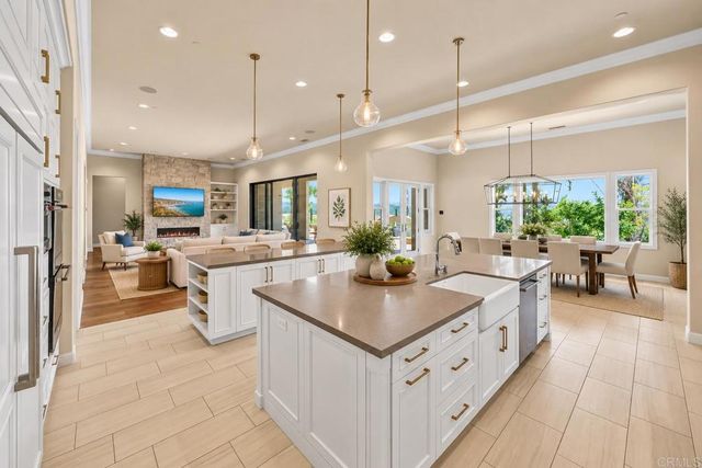 2571 Glasgow Drive, Carlsbad, CA 92010