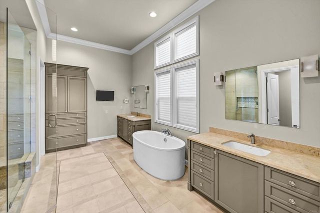 2571 Glasgow Drive, Carlsbad, CA 92010