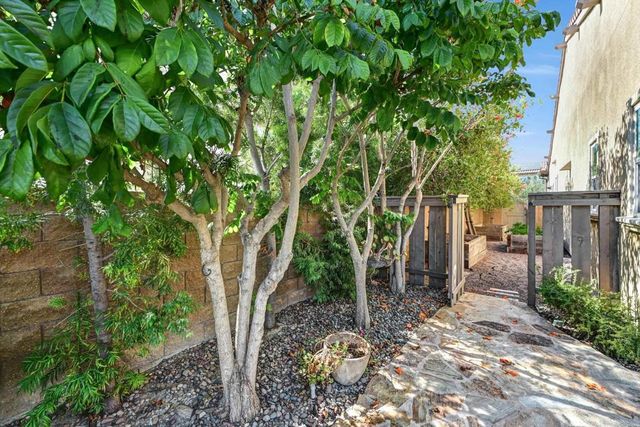 2571 Glasgow Drive, Carlsbad, CA 92010