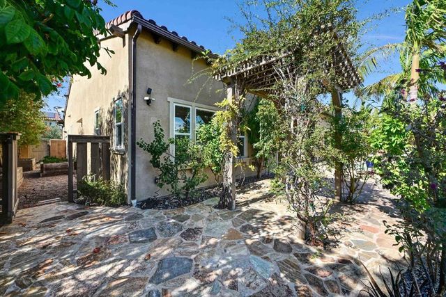 2571 Glasgow Drive, Carlsbad, CA 92010