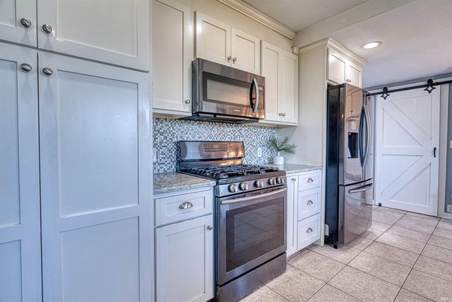 2316 Garrison Avenue, Evansville, IN 47711