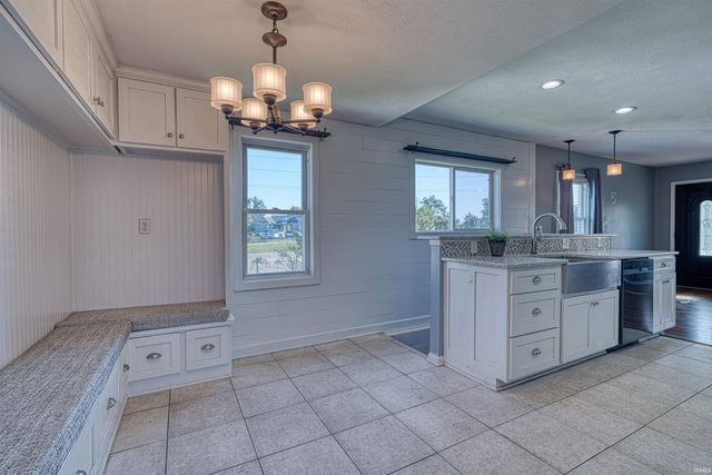 2316 Garrison Avenue, Evansville, IN 47711