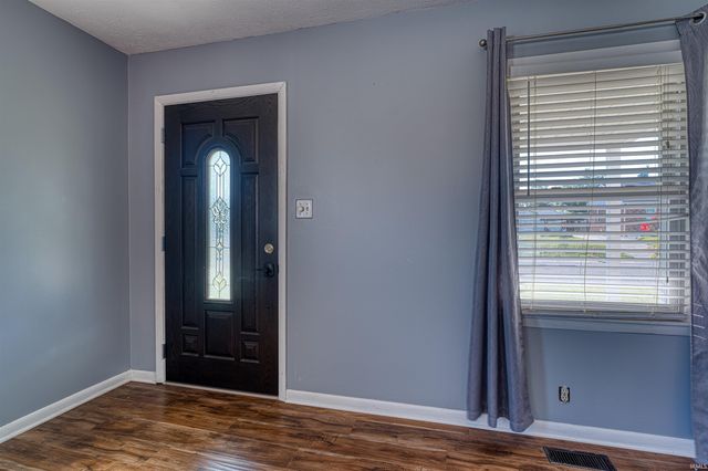 2316 Garrison Avenue, Evansville, IN 47711