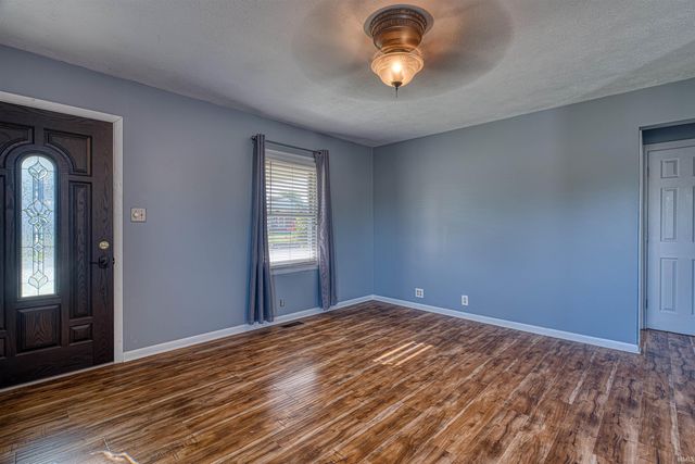 2316 Garrison Avenue, Evansville, IN 47711