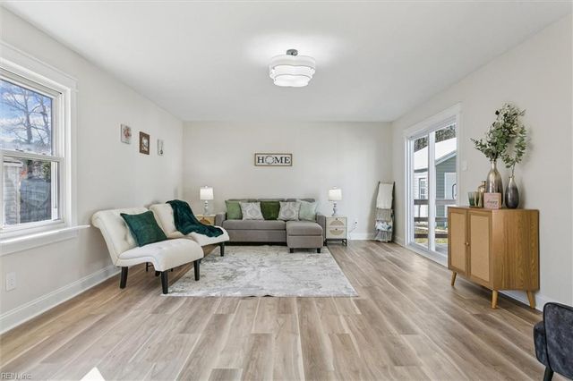 1040 Poquoson AVE, Poquoson, VA 23662