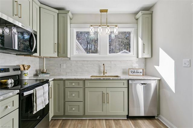 1040 Poquoson AVE, Poquoson, VA 23662