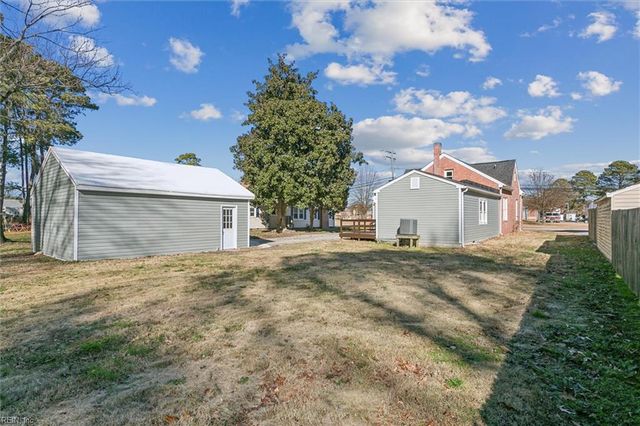 1040 Poquoson AVE, Poquoson, VA 23662