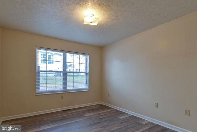 103 CANDLEWICK CT, Martinsburg, WV 25401