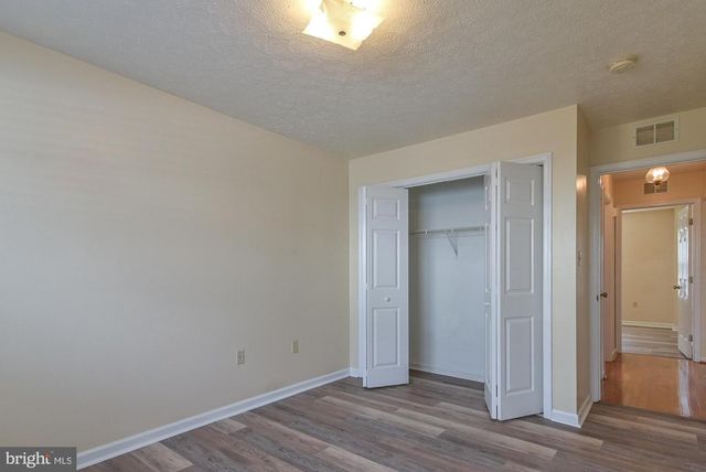 103 CANDLEWICK CT, Martinsburg, WV 25401