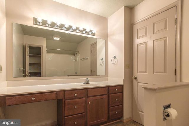 103 CANDLEWICK CT, Martinsburg, WV 25401