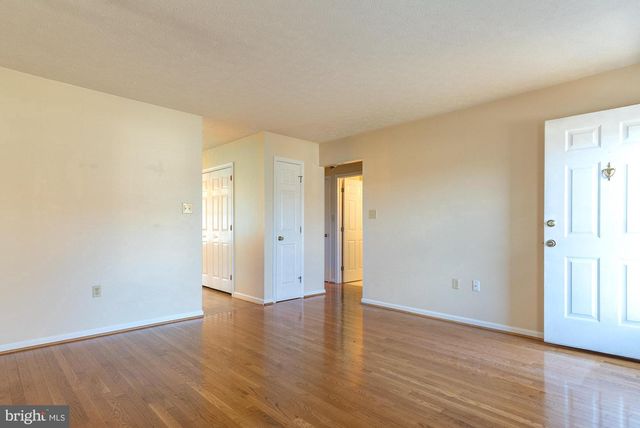 103 CANDLEWICK CT, Martinsburg, WV 25401