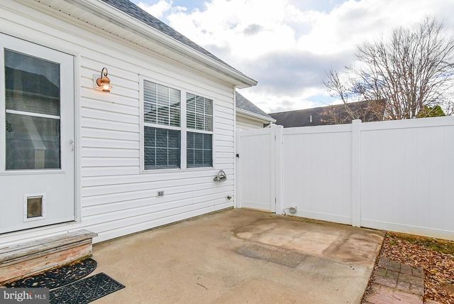 103 CANDLEWICK CT, Martinsburg, WV 25401