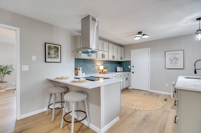 443 S Callahan Dr, Wichita, KS 67209