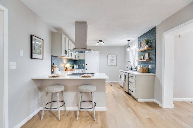 443 S Callahan Dr, Wichita, KS 67209