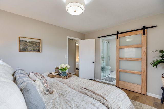 443 S Callahan Dr, Wichita, KS 67209