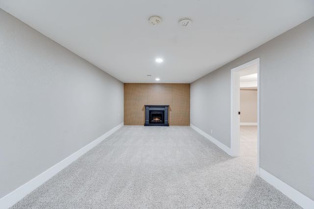 443 S Callahan Dr, Wichita, KS 67209