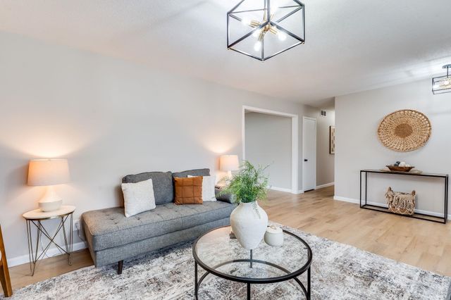 443 S Callahan Dr, Wichita, KS 67209