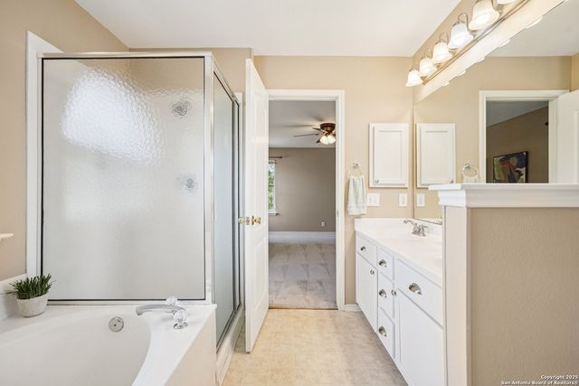 614 Granite Cliff, San Antonio, TX 78251