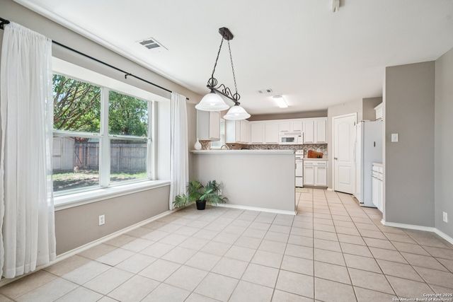 614 Granite Cliff, San Antonio, TX 78251